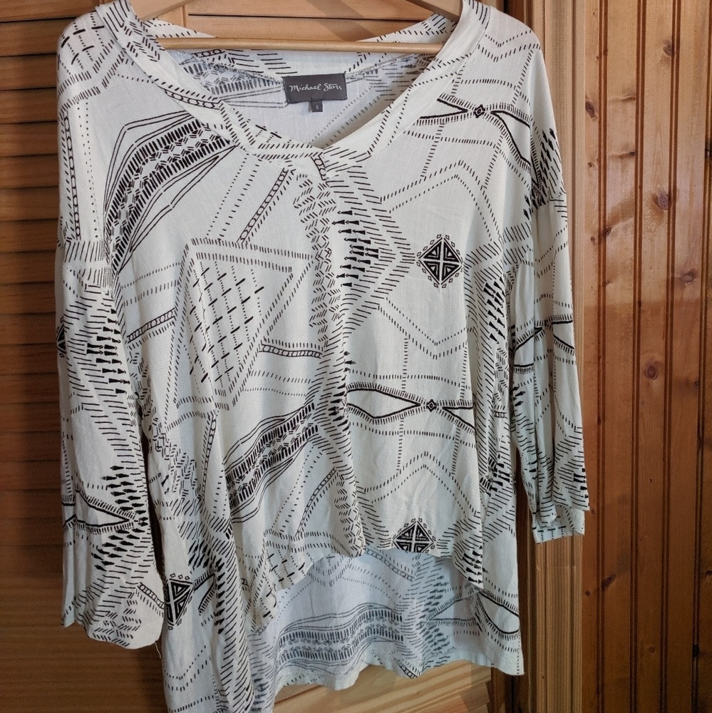 Michael Stars flowy v-neck top -size small NWOT
